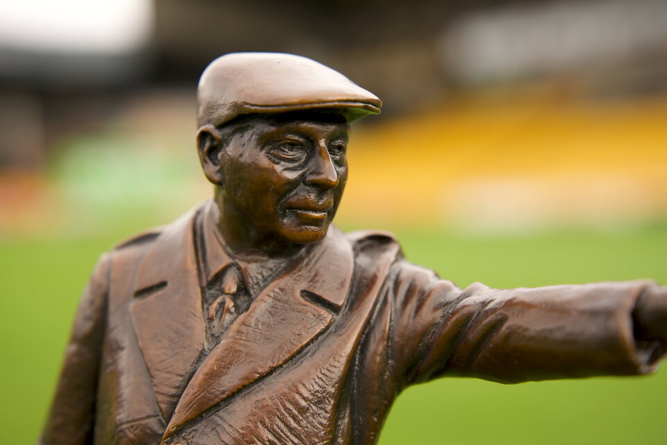 JR