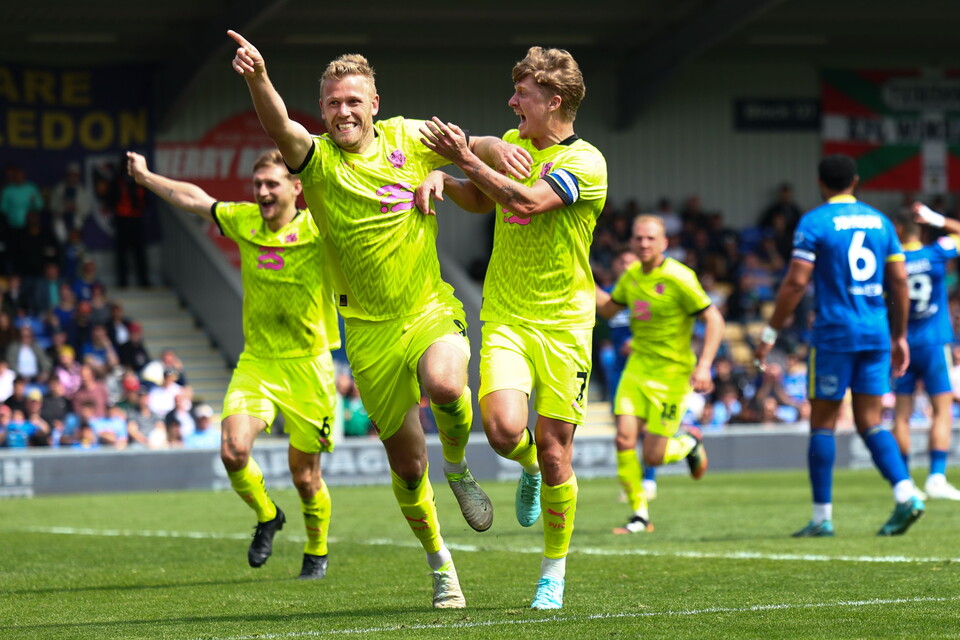 Jayden Stockley Wimbledon goal