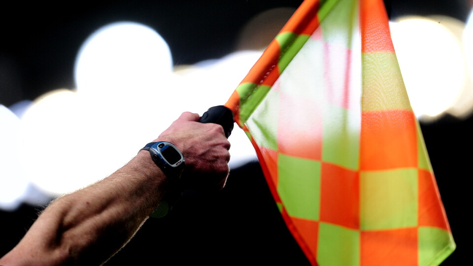 Assistant referee flag